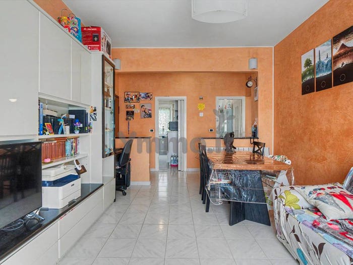 Appartamento con 6 locali in vendita in Via Giovanni Pascoli, Centro, Lurate Caccivio