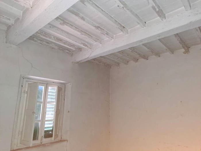 Casa con 6 locali in vendita in Via Settembre, Centro, Calci