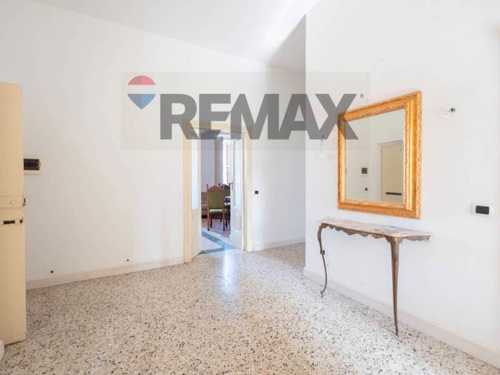 Appartamento con 5 locali in vendita in Via Cesare Battisti, Centro, Cupramontana