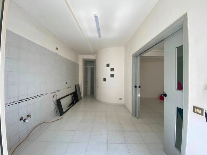 Appartamento trilocale in vendita in Via Francesco Marchese, Semicentro, Alcamo