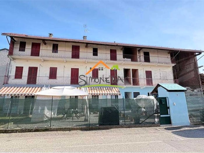 Appartamento trilocale in vendita in Centro, Bellinzago Novarese