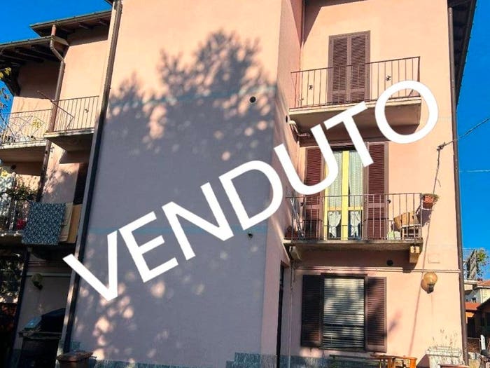 Appartamento bilocale in vendita in Via Martiri Patrioti, Centro, Malnate