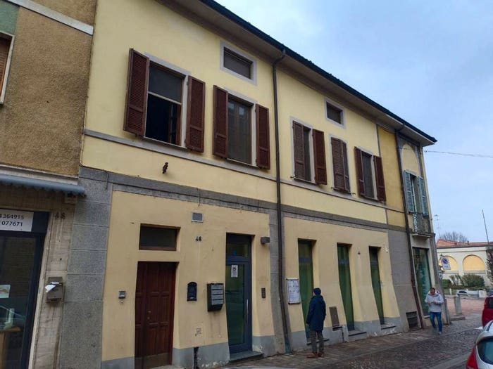 Appartamento quadrilocale in vendita in Via Monti, Centro, San Colombano al Lambro