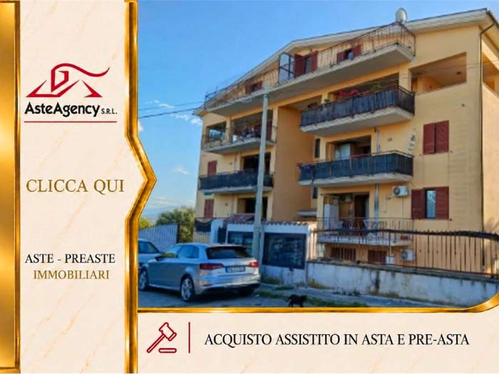 Appartamento quadrilocale in vendita in Via Pietro Nenni, Centro, Mosciano Sant'Angelo
