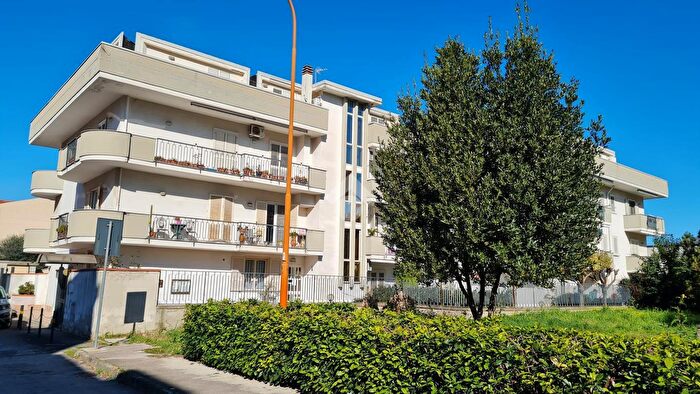 Appartamento trilocale in vendita in Via Trepiccione, Casapulla