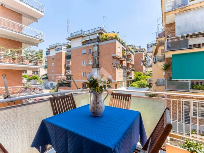 Appartamento trilocale in vendita in Viale dei Colli Portuensi, Colli Portuensi Casaletto, Roma