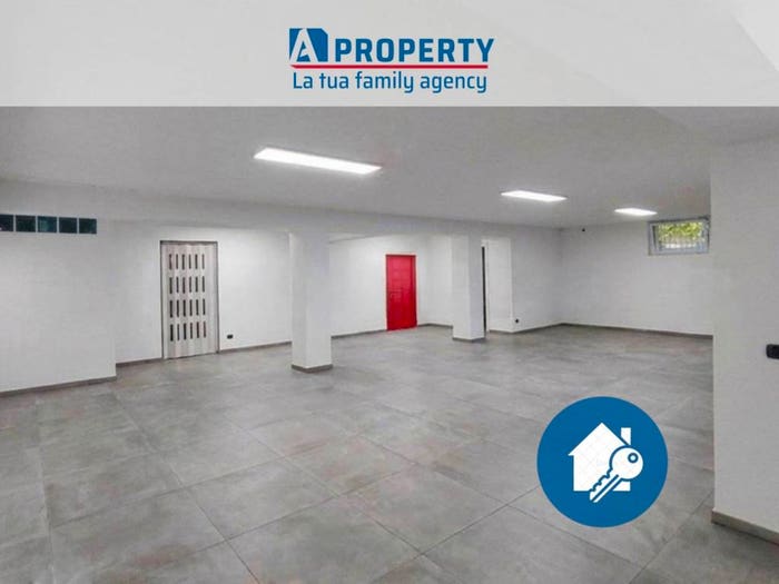 Appartamento quadrilocale in vendita in via Rosolini, Borghesiana, Roma