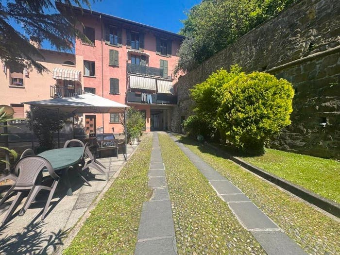 Appartamento bilocale in vendita in Via Largo ochi, Capriolo
