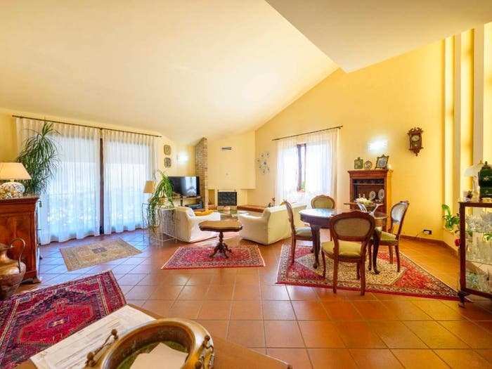 Casa con 6 locali in vendita in Via Senarica, Centro, Roseto degli Abruzzi