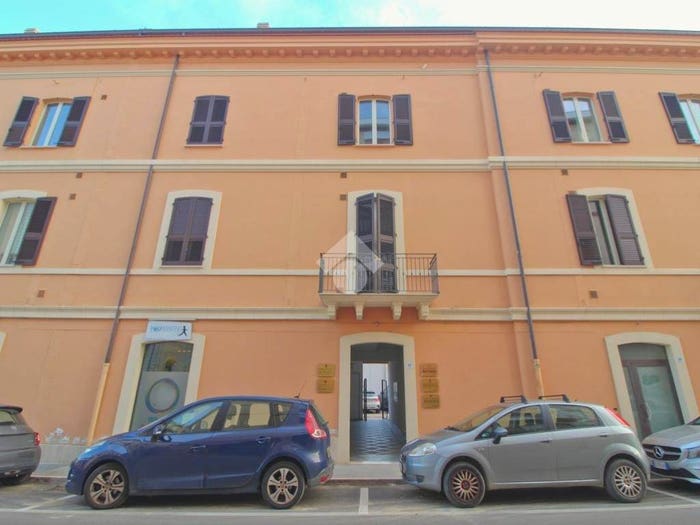 Appartamento trilocale in vendita in Via XXIV Maggio, Centro, Giulianova