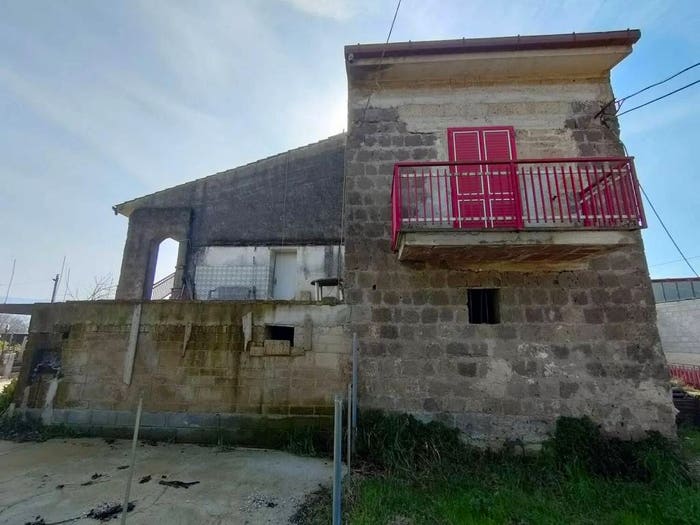 Casa bilocale in vendita in Via Caldaie, Faicchio