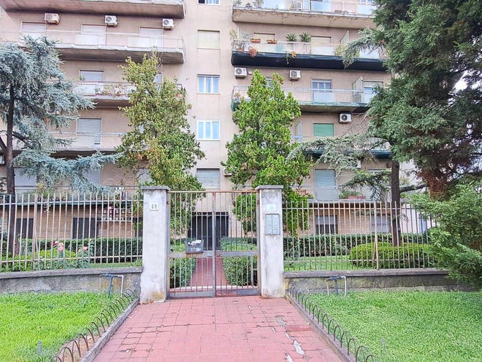 Appartamento con 5 locali in vendita in Viale Andrea Doira, Cibali, Catania