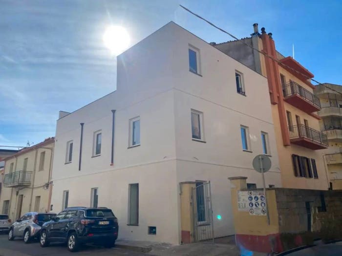 Casa con 6 locali in vendita in Via Trento, Centro, Nuoro