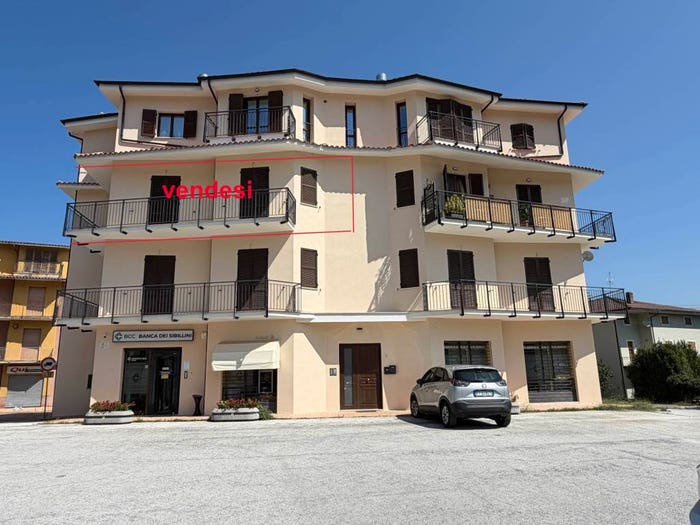 Appartamento con 6 locali in vendita in via dante alighieri, Centro, Pieve Torina