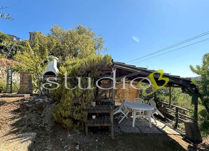 Appartamento con 6 locali in vendita in Via San Michele, Perinaldo