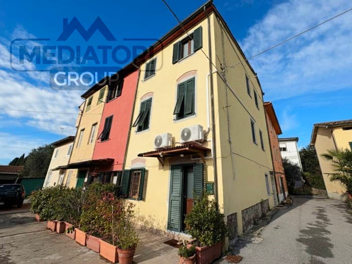 Casa con 5 locali in vendita in Via della Chiesa XIII, Tempagnano Picciorana, Lucca