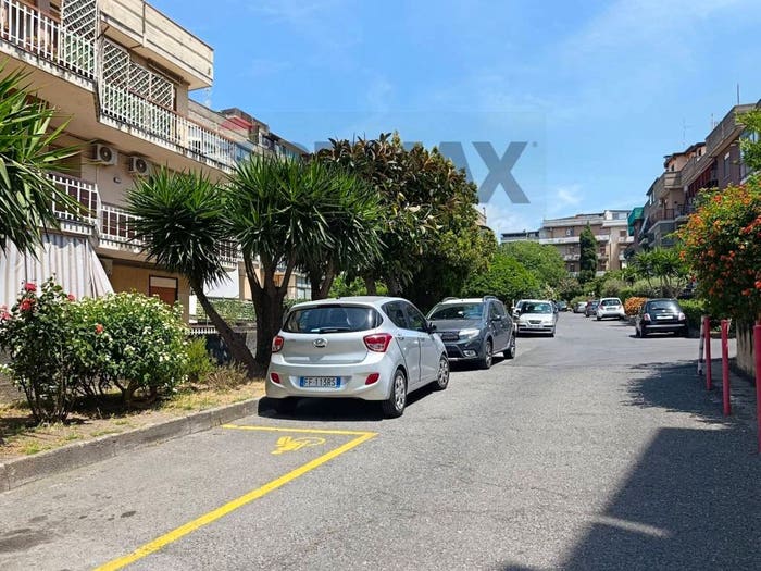 Appartamento con 5 locali in vendita in VIA ZANGRI', Centro, Gravina di Catania