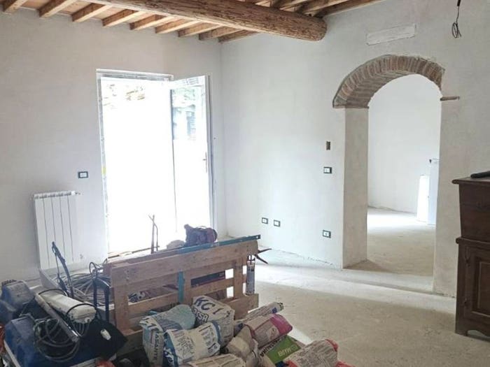 Casa con 5 locali in vendita in Via Fontemorana, Bacchereto, Carmignano