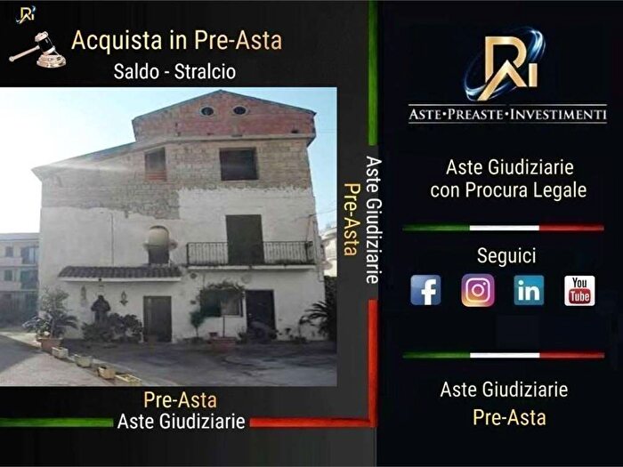 Appartamento bilocale in vendita in Via nazionale Appia, Casapulla