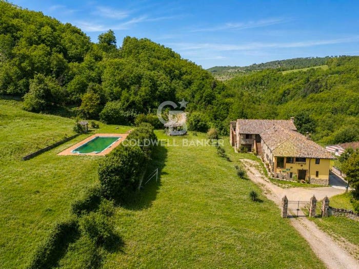 Casa con 6 locali in vendita in Strada Colle Umberto IPonte Nese, Colle Umberto Monte Tezio, Perugia