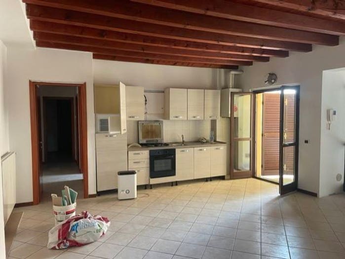 Appartamento trilocale in vendita in Orio Litta
