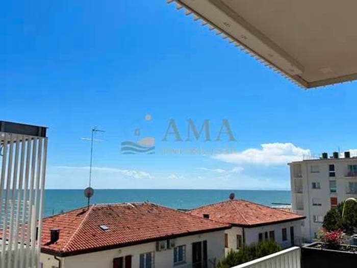 Appartamento quadrilocale in vendita in Viale Venezia, Lido Centro Ovest, Jesolo