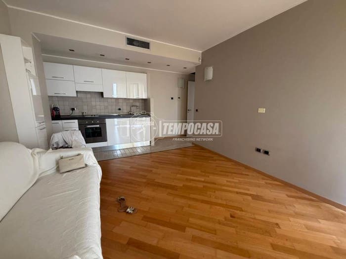 Appartamento quadrilocale in vendita in Viale Milano, Sottomarina, Chioggia