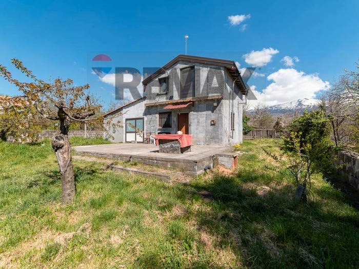Casa quadrilocale in vendita in SP Contrada San Leo, Segreta, Belpasso