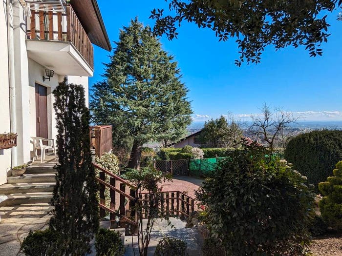 Casa con 6 locali in vendita in Via delle Viole, Pino Torinese