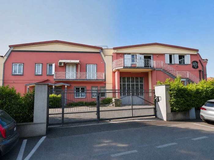 Casa bilocale in vendita in Via Benna, Centro, Leinì