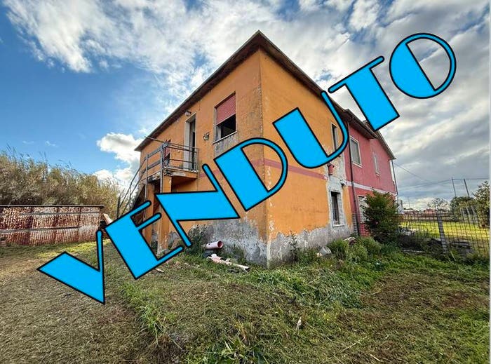 Casa trilocale in vendita in Via Selciatella, Torre del Padiglione Carano, Aprilia
