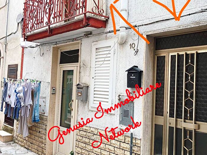 Casa quadrilocale in vendita in Via Savoia, Centro, Ginosa