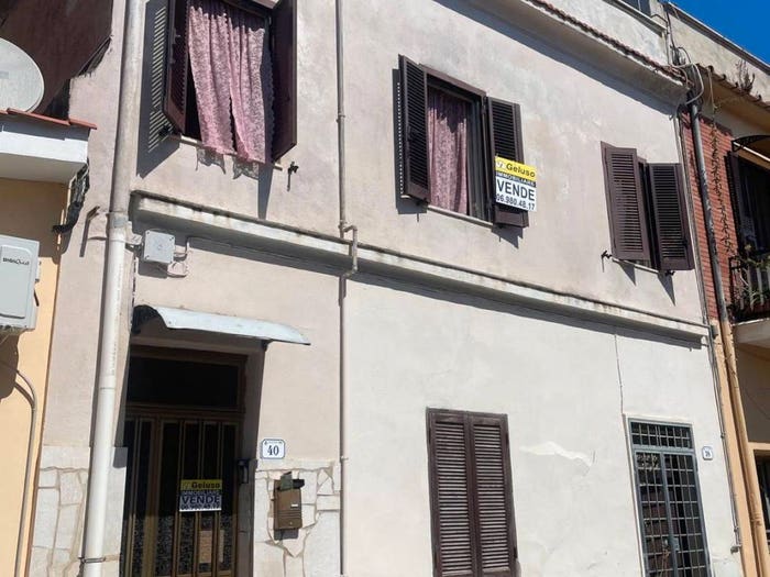 Appartamento quadrilocale in vendita in Via Zara, Centro, Nettuno