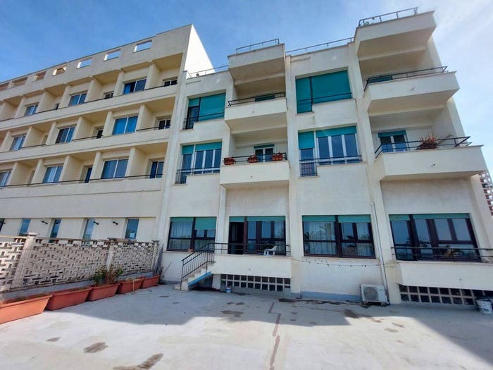 Appartamento con 5 locali in vendita in Via Santa Fermina, Centro Storico Pirgo Odescalchi, Civitavecchia