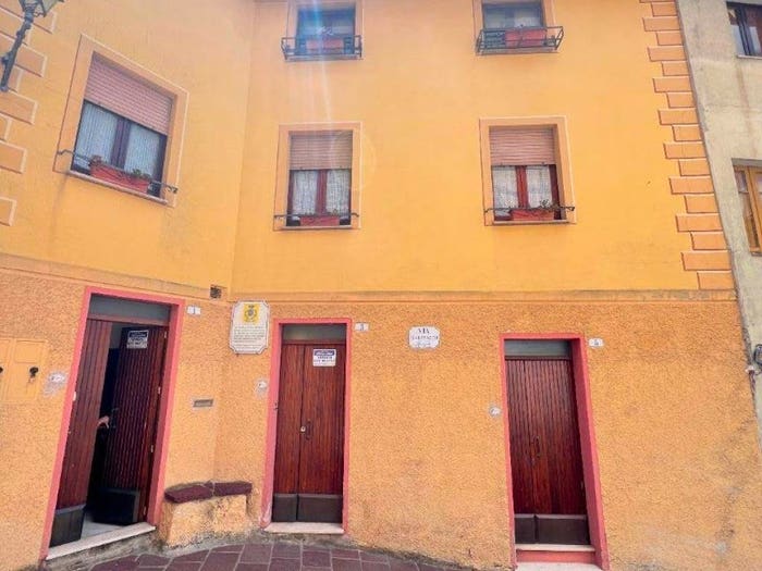 Casa con 6 locali in vendita in Via Giuseppe Garibaldi, Seui