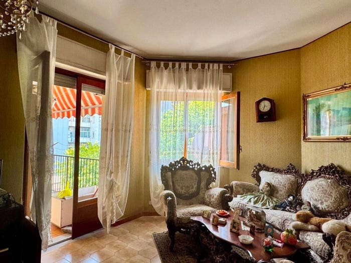Appartamento quadrilocale in vendita in Via Veneto, San Cosmo Corso Italia Piazza Dante, Acireale