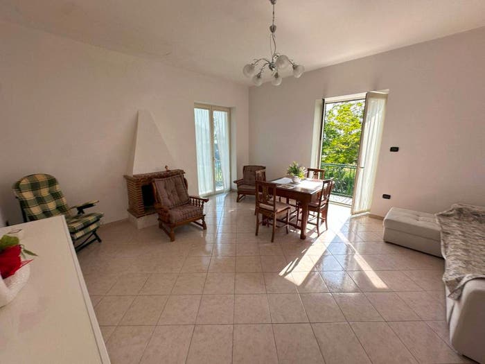 Appartamento con 5 locali in vendita in Via Giovanni Palatucci, Sopravia, Pago del Vallo di Lauro