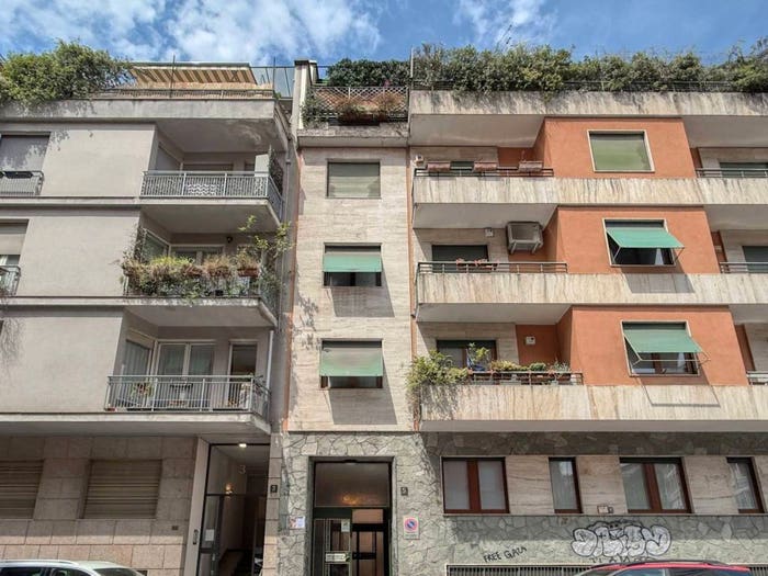 Appartamento bilocale in vendita in Via Montepulciano, Centrale, Milano