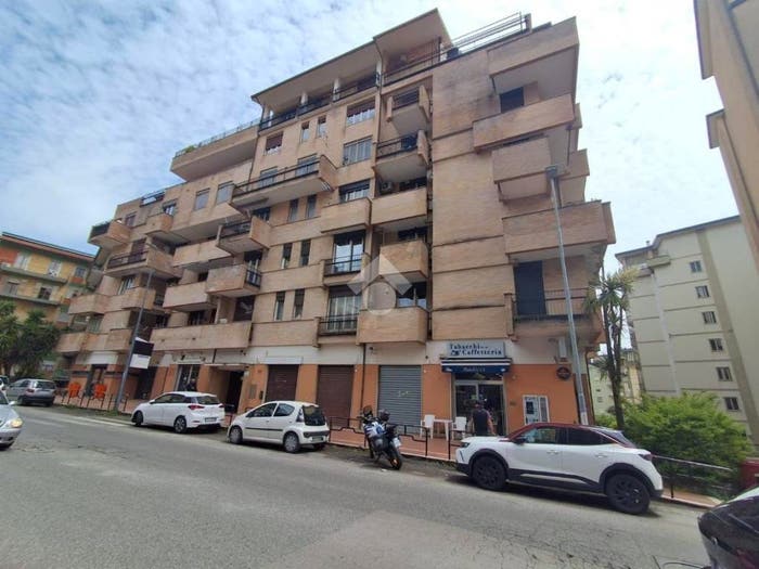 Appartamento trilocale in vendita in Via Antonio Annarumma, A Annarumma A Gasperi F Tedesco, Avellino