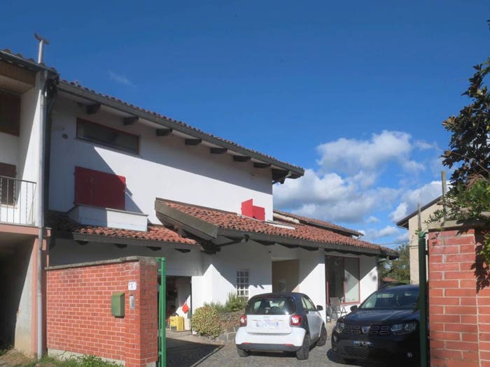 Casa con 6 locali in vendita in Borgata Chiusellaro, Chiusellaro Verna, Pavone Canavese