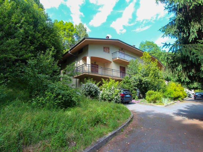Appartamento con 6 locali in vendita in Strada del Chiot, Melle