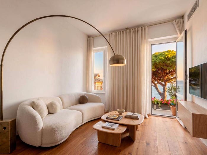 Appartamento trilocale in vendita in Via Giuseppe Garibaldi, Borgo Coscia, Alassio