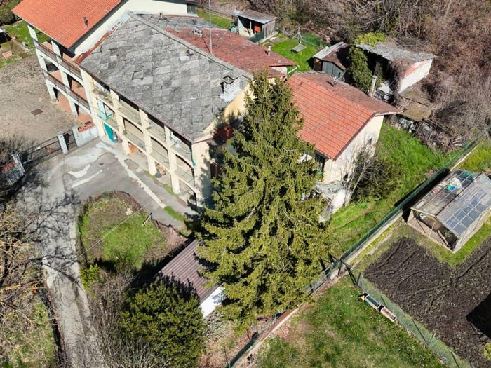 Casa con 6 locali in vendita in Via Sergio De Vitis, Pontepietra, Giaveno