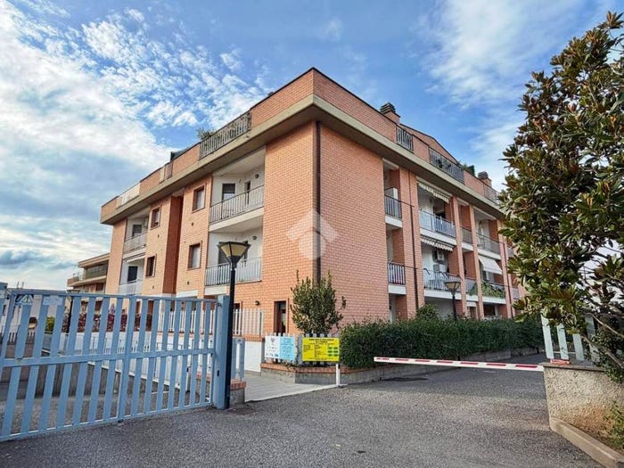 Appartamento trilocale in vendita in VIA LATINO LATINO, Villanova Riello, Viterbo
