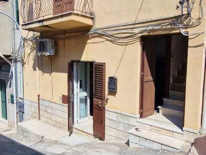 Casa con 5 locali in vendita in Via Tutino, Cattolica Eraclea