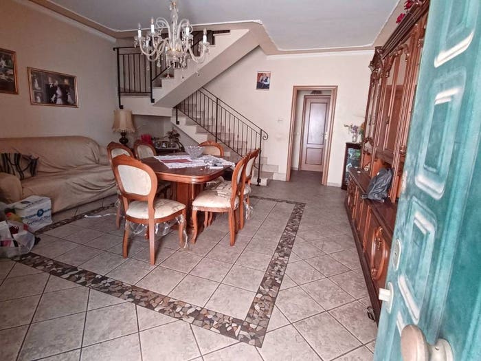 Casa quadrilocale in vendita in Vico Bensaia, Giostra, Messina