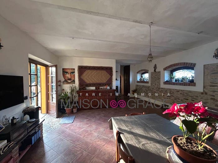 Casa con 5 locali in vendita in Via Roma, Trezzo Tinella