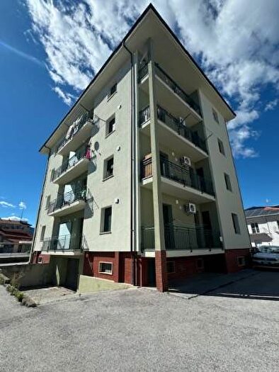 Appartamento trilocale in vendita in Via Roberto Blanchi di Roascio, Centro, Dronero