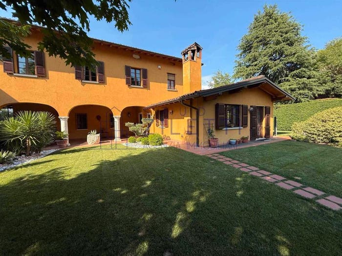 Casa con 6 locali in vendita in Via Lazzaretto, Ospedale Civile, Brescia