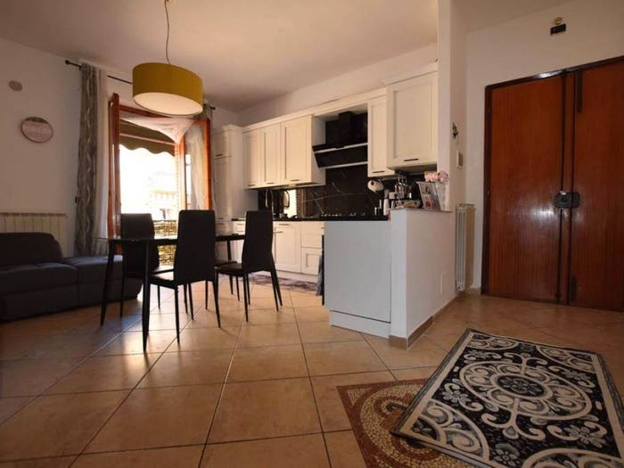 Appartamento con 5 locali in vendita in Centro, Poggibonsi